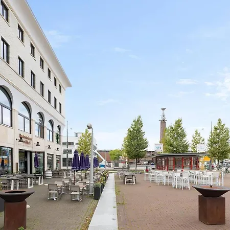 Authentic Dutch Houseboat In Zuid 別荘 アムステルダム