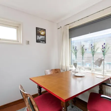 Authentic Dutch Houseboat In Zuid Tatil Evi